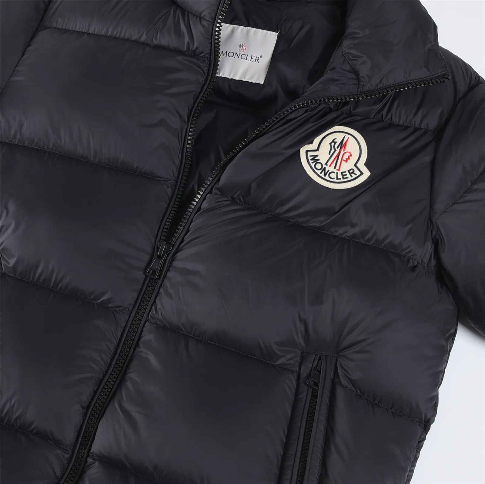Moncler 【Original 】Authentic 𝑴𝒐𝒏𝒄𝒍𝒆𝒓｜ / 25𝒔𝒔 Citala Same Style#T 10# Size：12345 ：Black